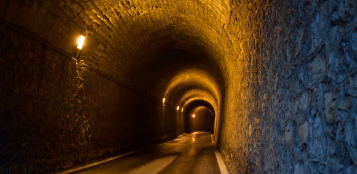 Topolia tunnel